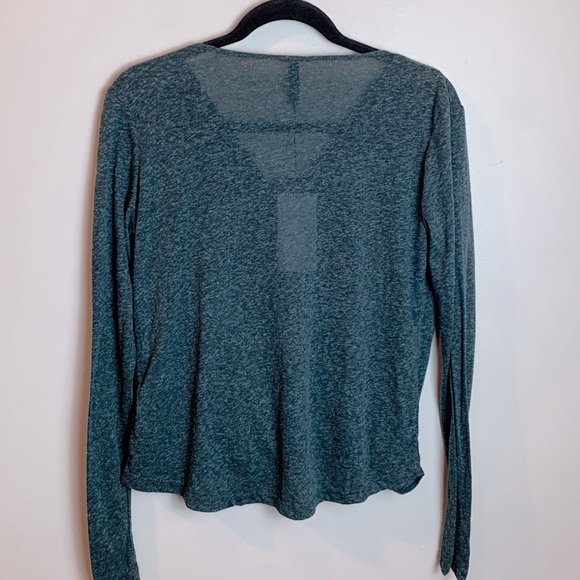 Elan Long Sleeve Faux Wrap Top NEW! - Picture 6 of 7